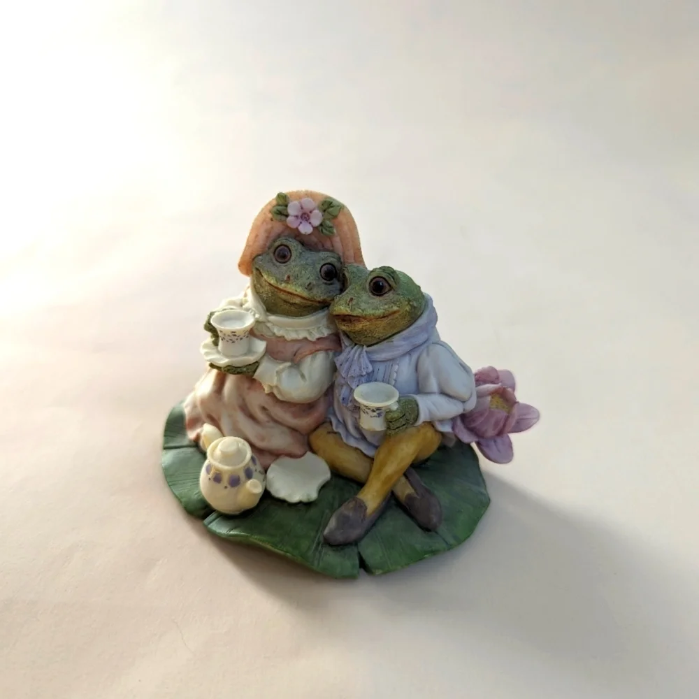 1996 Westland Frog Tea Party Figurine Fantasy "Tea for Two" Resin Figurine - Picture 1 of 10